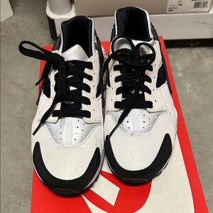 Nike Hurache Black and White Athletic Sneakers